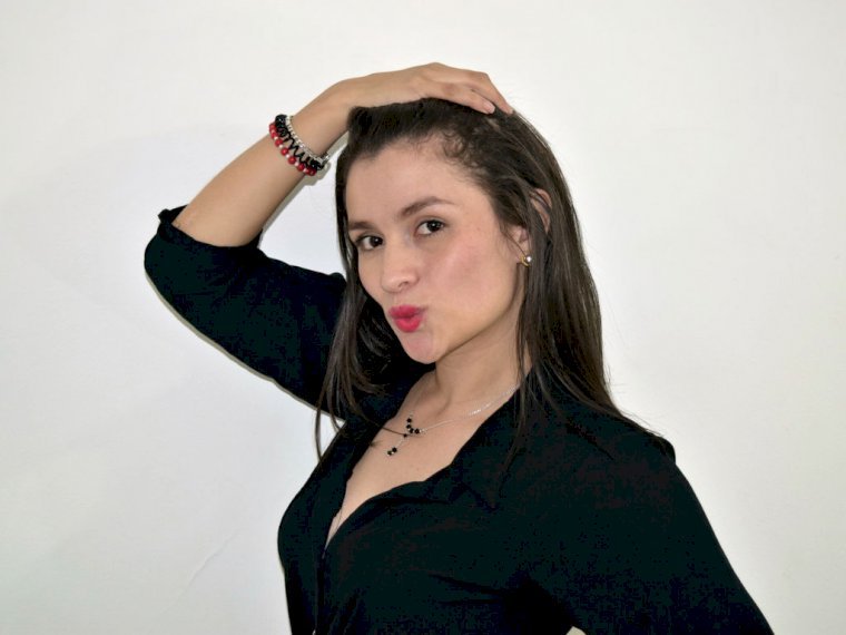 Perfil con DANIELAHOTCAMT - Imagen  n°0