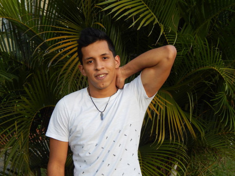 Perfil con davidhollo - Imagen  n°0