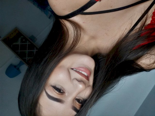 EvelynMejia's profile - Image n°1