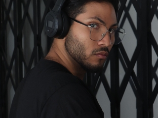 Webcam sex con Adamhairybro