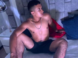 Webcam sex with Aronsmitt