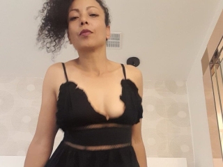 Webcam sex with Brendaliive