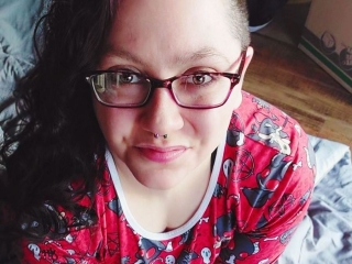Webcam sex con Cuddlylittledemon