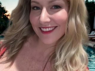Webcam sex con Ellasophianoir