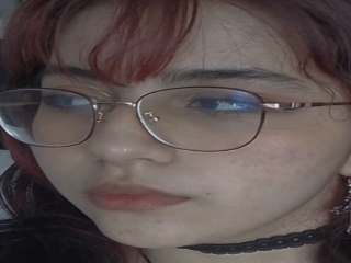 Webcam sex with Emilyroar