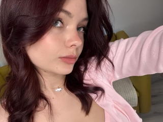 Webcam sex con Kessymiu