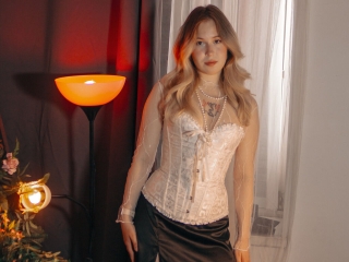 Webcam sex with Lanaroselle
