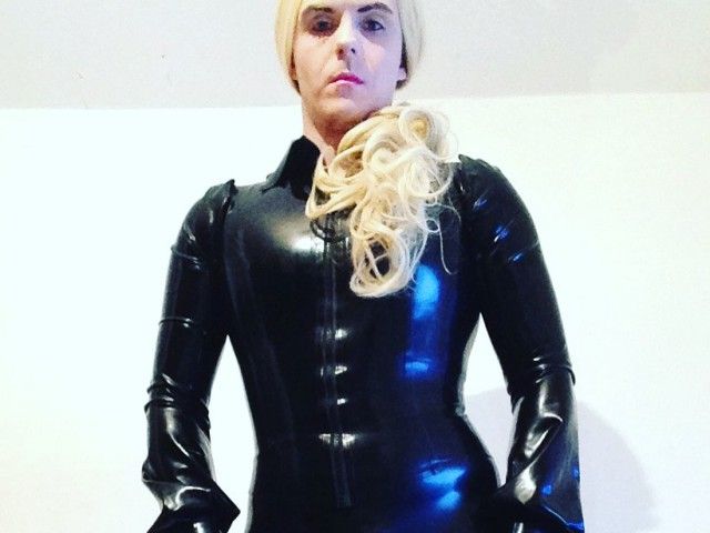 Profil de latexlove - Photo n°0