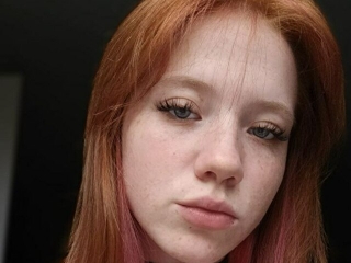 Webcam sex met Pollyred