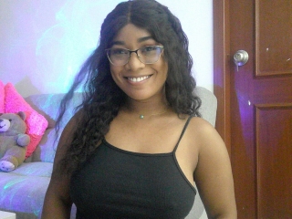 Webcam sex with Rossyblue
